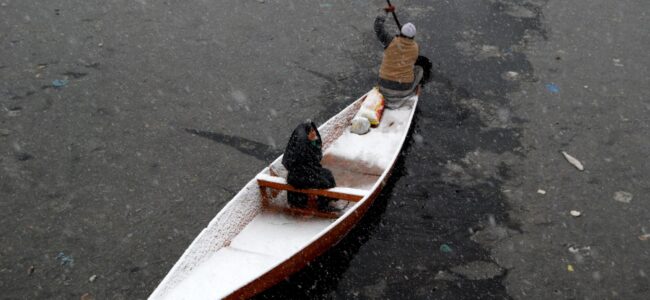 Night chill increases in Kashmir, Gulmarg freezes at Minus 10°C