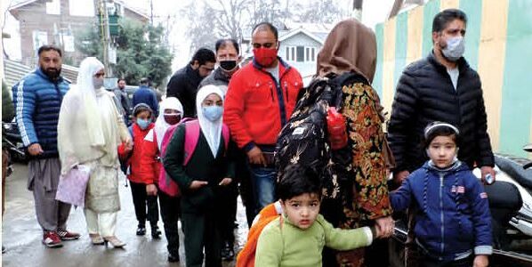COVID: Schools Upto 9th Standard Being closed For 2 weeks in JK