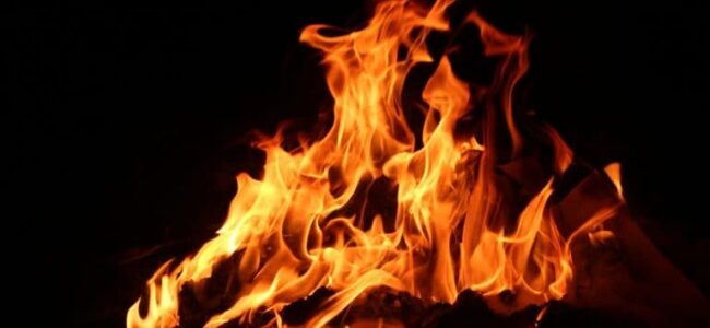 Houseboats, hotel building damaged in separate fire incidents in Srinagar Houseboats, hotel building damaged in separate fire incidents in Srinagar