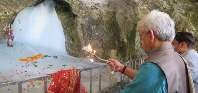 JioTV brings live ‘aarti’ of Amarnathji JioTV brings live ‘aarti’ of Amarnathji