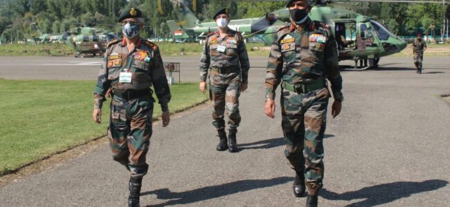 Army Chief visits Kashmir, reviews security situation