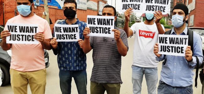 Job aspirants protest after SKIMS withdraws 66 posts advertised last year