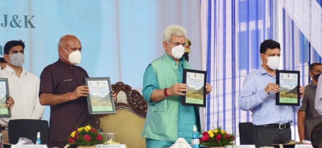 Lt Governor launches “Green J&K Drive-2021” from IIT Jammu