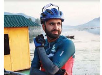 Kashmiri Cyclist sets Guinness record Kashmiri Cyclist sets Guinness record