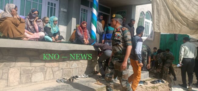 GoC 15 Corps Lt Gen D P Pandey visits house of slain SPO, his brother in Budgam
