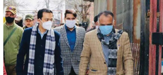 Fire Incident :  Vivek Bharadwaj visits B&J Hospital, reviews situation