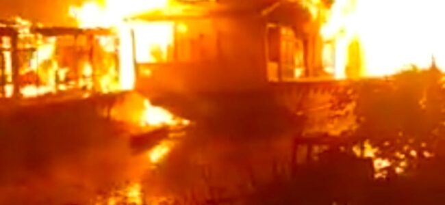 Seven houseboats gutted in fire at Srinagar’s Nigeen Lake