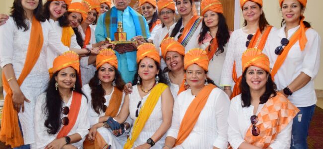 Lt Guv interacts with members of J&K’s First Women Cycling Club
