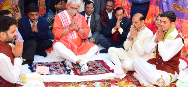 Lt Guv takes part in the Bhoomi Pujan of Yatri Niwas of SASB at Sgr Lt Guv takes part in the Bhoomi Pujan of Yatri Niwas of SASB at Sgr