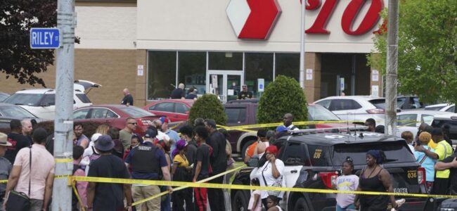 10 dead in mass shooting at Buffalo supermarket in US, suspect arraigned 10 dead in mass shooting at Buffalo supermarket in US, suspect arraigned