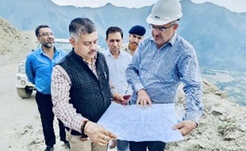 Secretary visits limestone mines in Kashmir Secretary visits limestone mines in Kashmir
