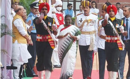 President Murmu arrives in Parliament House in buggy