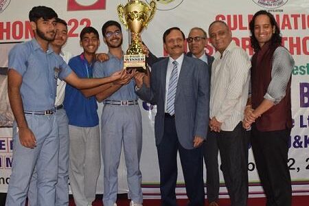 Bhatnagar addresses valedictory ceremony of KC Sportathon 2022