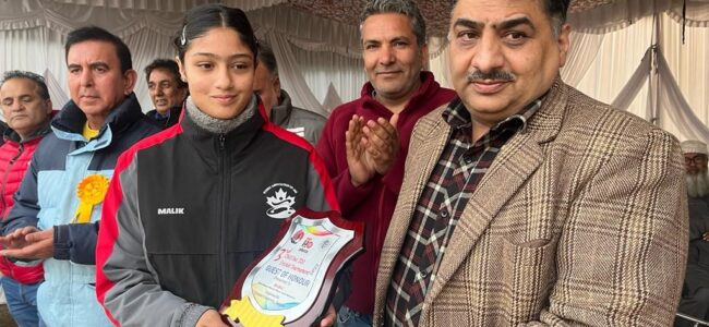 Additional Commissioner Kashmir felicitates Sadia Tariq Additional Commissioner Kashmir felicitates Sadia Tariq