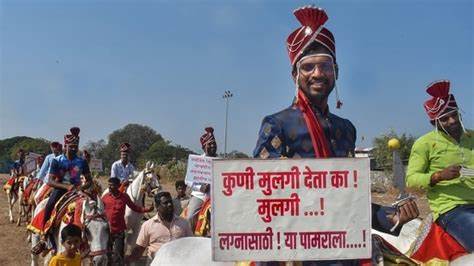 Eligible bachelors take out march in Solapur to seek brides
