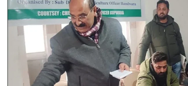 Dir Agri Kmr continues Farmer outreach Programme in Kupwara Dir Agri Kmr continues Farmer outreach Programme in Kupwara