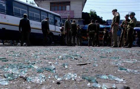 Updated: Seven injured in twin blasts amid heightened security in Jammu Updated: Seven injured in twin blasts amid heightened security in Jammu