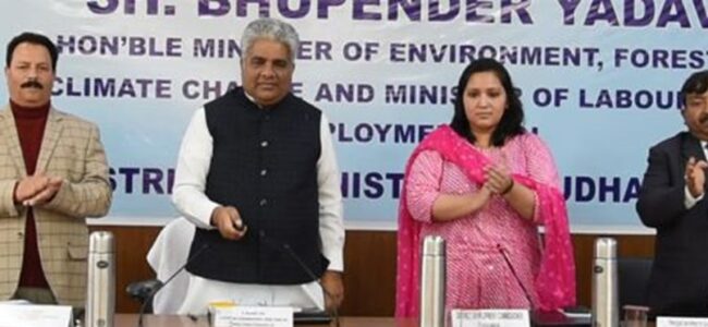 Union Minister inaugurates mega job fair, awareness programme Union Minister inaugurates mega job fair, awareness programme