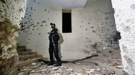 Five Pakistani Taliban terrorists killed in attack on police chief’s office in Karachi city