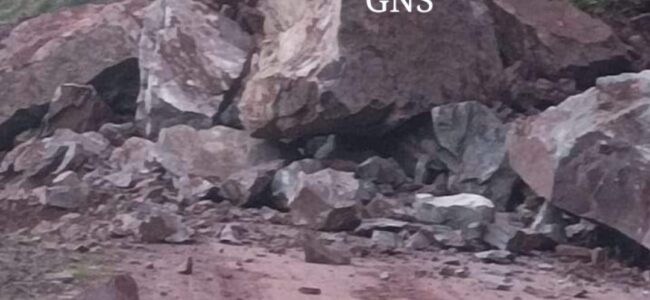 Landslide closes Reasi-Arnas-Mahore road