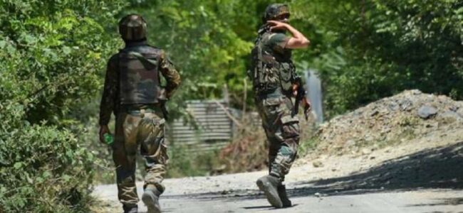 Corps commander visits LoC in Rajouri-Poonch, reviews operations in progress