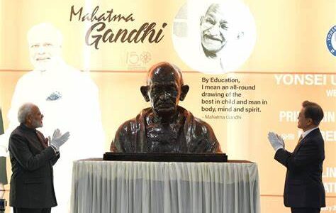 PM Modi unveils Mahatma Gandhi’s bust in Hiroshima, site of world’s first nuclear attack