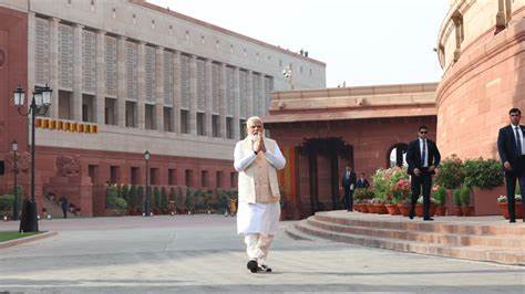 PM Modi reduces convoy size as austerity step