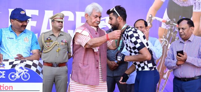 Lt Governor attends ‘Pedal for Peace’ Award Ceremony at Srinagar