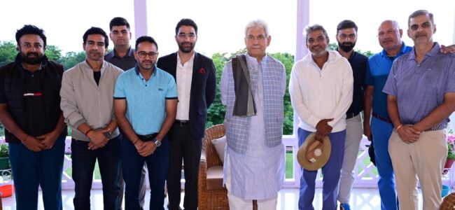Former cricketers calls on Lt Guv