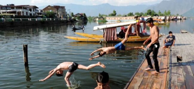 Beat the heat!: Kashmiris Flock to Drang Waterfall, Lidder, and Glacial streams Beat the heat!: Kashmiris Flock to Drang Waterfall, Lidder, and Glacial streams