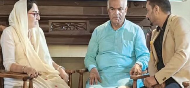    Ashok Koul, Dr Darakhshan address Business Community Convention