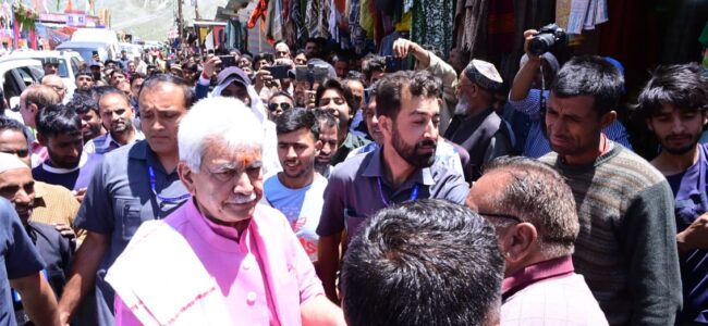 Lt Governor visits Baltal Base Camp, reviews arrangements for Amarnath Yatra