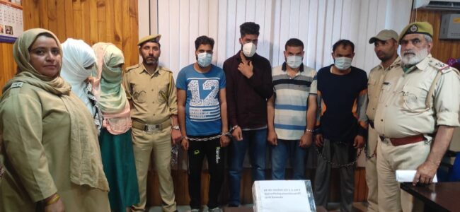 Police busts sex racket in Baramulla, two women among six people held