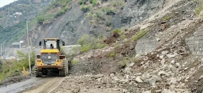 Jammu-Srinagar NH shut for second day as road clearance operations continue in Ramban