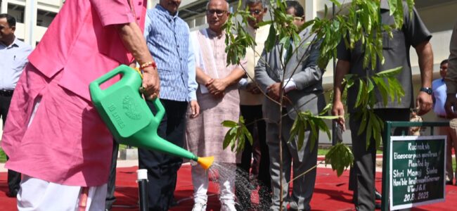 Lt Governor launches Green Jammu & Kashmir Drive 2023-24 from IIM Jammu