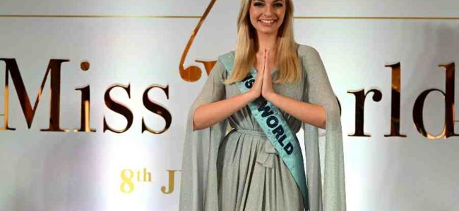 Miss World Karolina Bielawska arrives in Kashmir on day-long tour