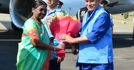 President Murmu arrives in Srinagar for 2-day J&K visit