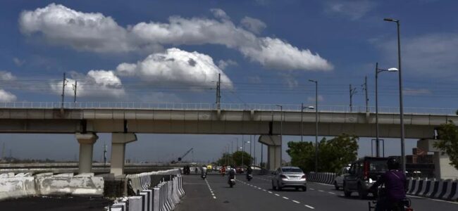 Clear, blue skies in Delhi as air quality improves further