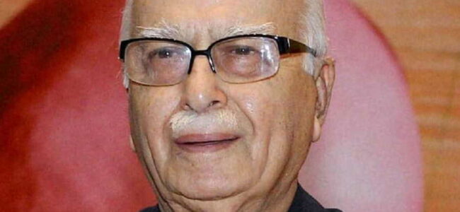 L K Advani to be awarded Bharat Ratna L K Advani to be awarded Bharat Ratna