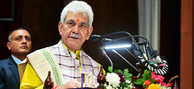 LG Sinha lauds J&K Police for its achievements on counter-terrorism front, internal security