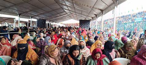 Crowds throng Srinagar’s Bakshi Stadium ahead of PM Modi’s rally Crowds throng Srinagar’s Bakshi Stadium ahead of PM Modi’s rally