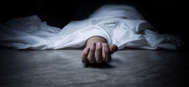 Man dies of suffocation, mother in critical condition