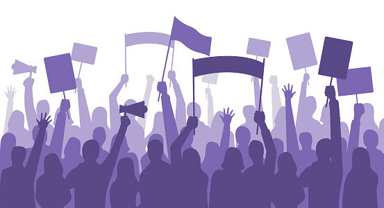 Daily wagers, casual labourers of wildlife dept protest outside CM’s residence in Srinagar