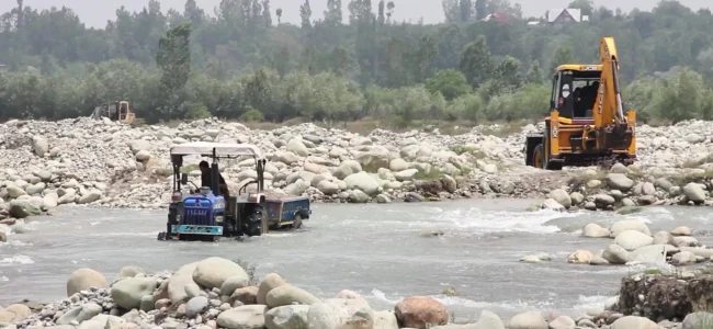 Tractor drivers demand permissions for legal mining