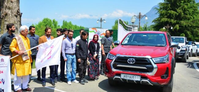 Lt Governor flags off Road Safety Awareness Tour from Raj Bhawan Srinagar Lt Governor flags off Road Safety Awareness Tour from Raj Bhawan Srinagar