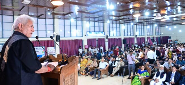 Lt Governor addresses National Seminar on ‘Role of academic-driven Startups in developing economy of J&K Lt Governor addresses National Seminar on ‘Role of academic-driven Startups in developing economy of J&K