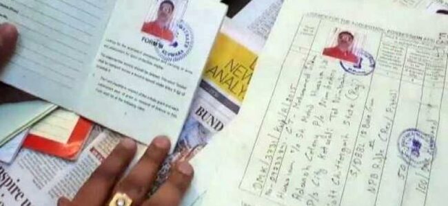 Police recover 435 fake gun licences in Jammu, probe on Police recover 435 fake gun licences in Jammu, probe on