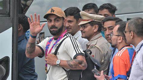 India’s T20 world champs welcomed by frenzied fans; hosted for breakfast by PM India’s T20 world champs welcomed by frenzied fans; hosted for breakfast by PM