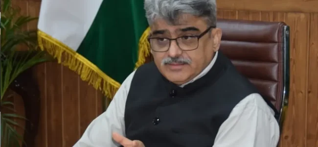 CS reviews progress on ongoing road projects