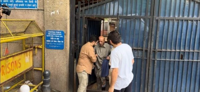 Lok Sabha MP Engineer Rashid walks out of Tihar jail on interim bail